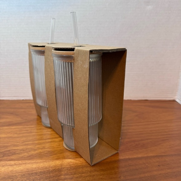 Target Bullseye 2 pack Ribbed Glass Tumbler with Lid and Straw Clear 2024 Gift - Picture 2 of 6